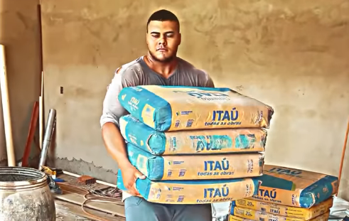 Bitelo: Bricklayer and Powerlifting Champion