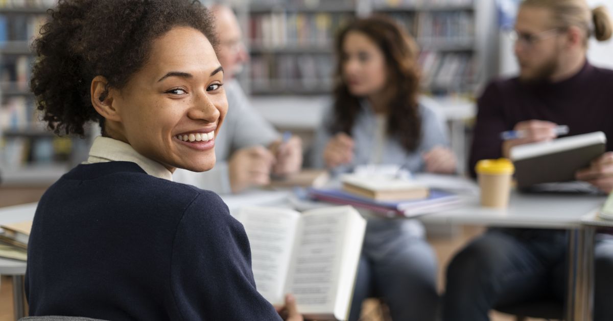 Platform offers free classes for the final stretch of Enem