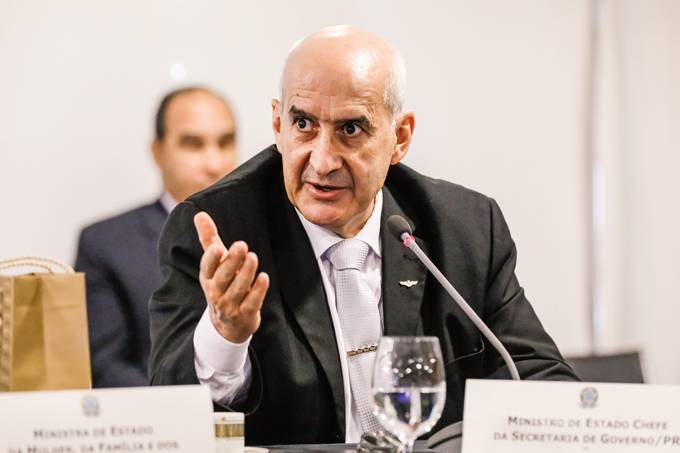 Duplex Cap Benefiting Ministers Is Another Blow to Spending Control